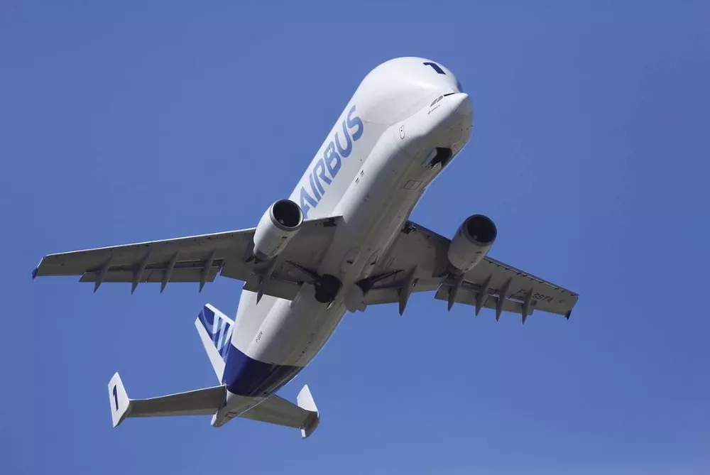 O avião baleia Beluga ST chegou neste domingo (24) a #Fortaleza